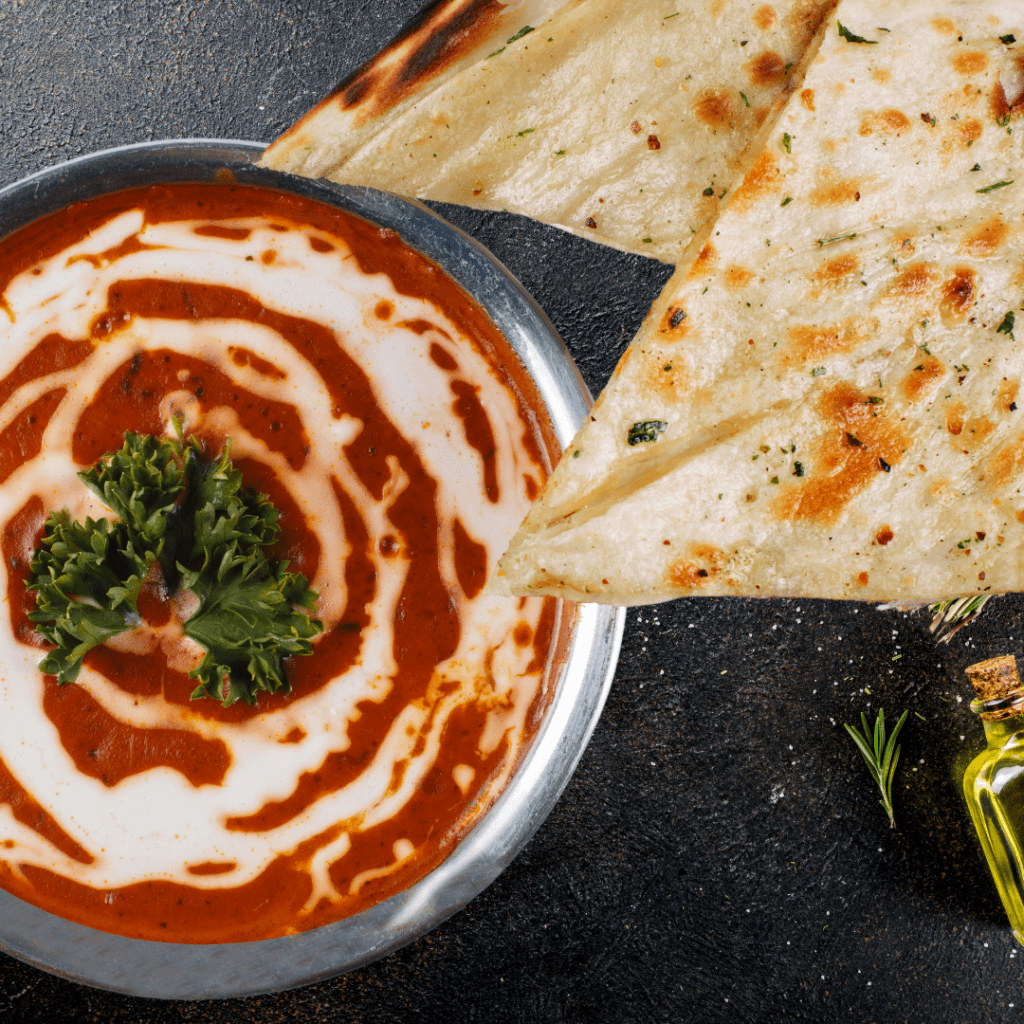 Dal Makhani With 4 Roti